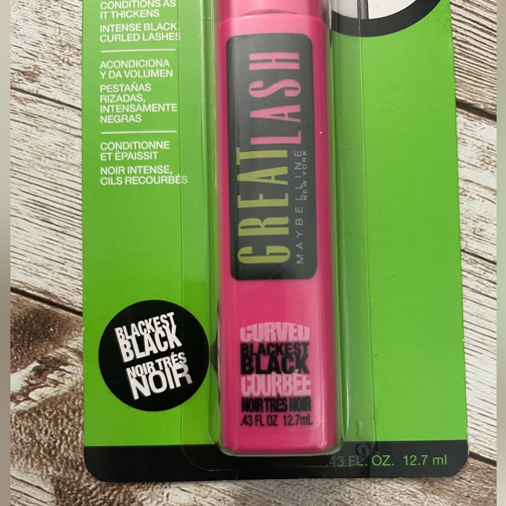 🆕 RESERVED FB Maybelline Lash Curved Brush Mascara Blackest Black - Picture 10 of 14